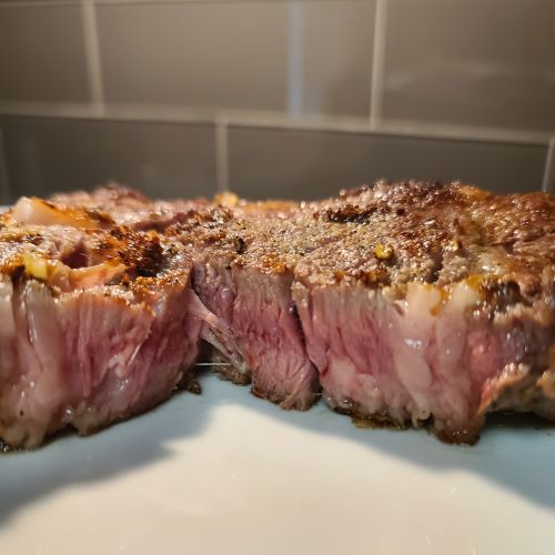 medium rare steak following our experts advice